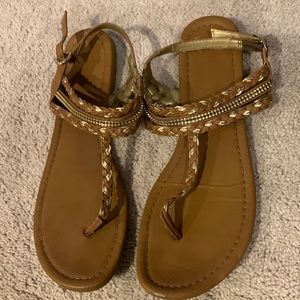 American Eagle Sandals